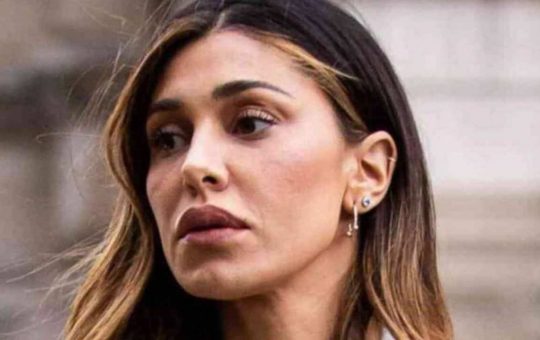 Belen Rodriguez vestito cifra shock