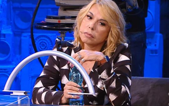 Anna Pettinelli sfogo GF Vip Antonella Fiordelisi