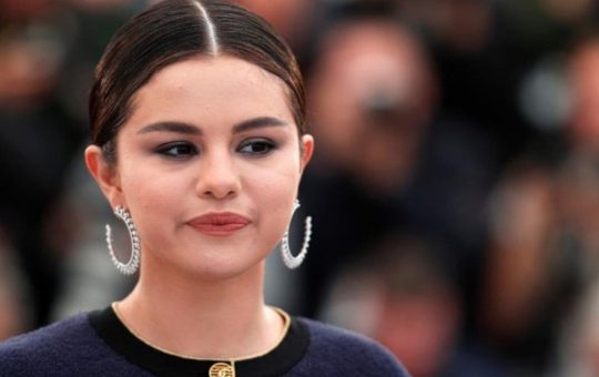 Selena Gomez senza trucco